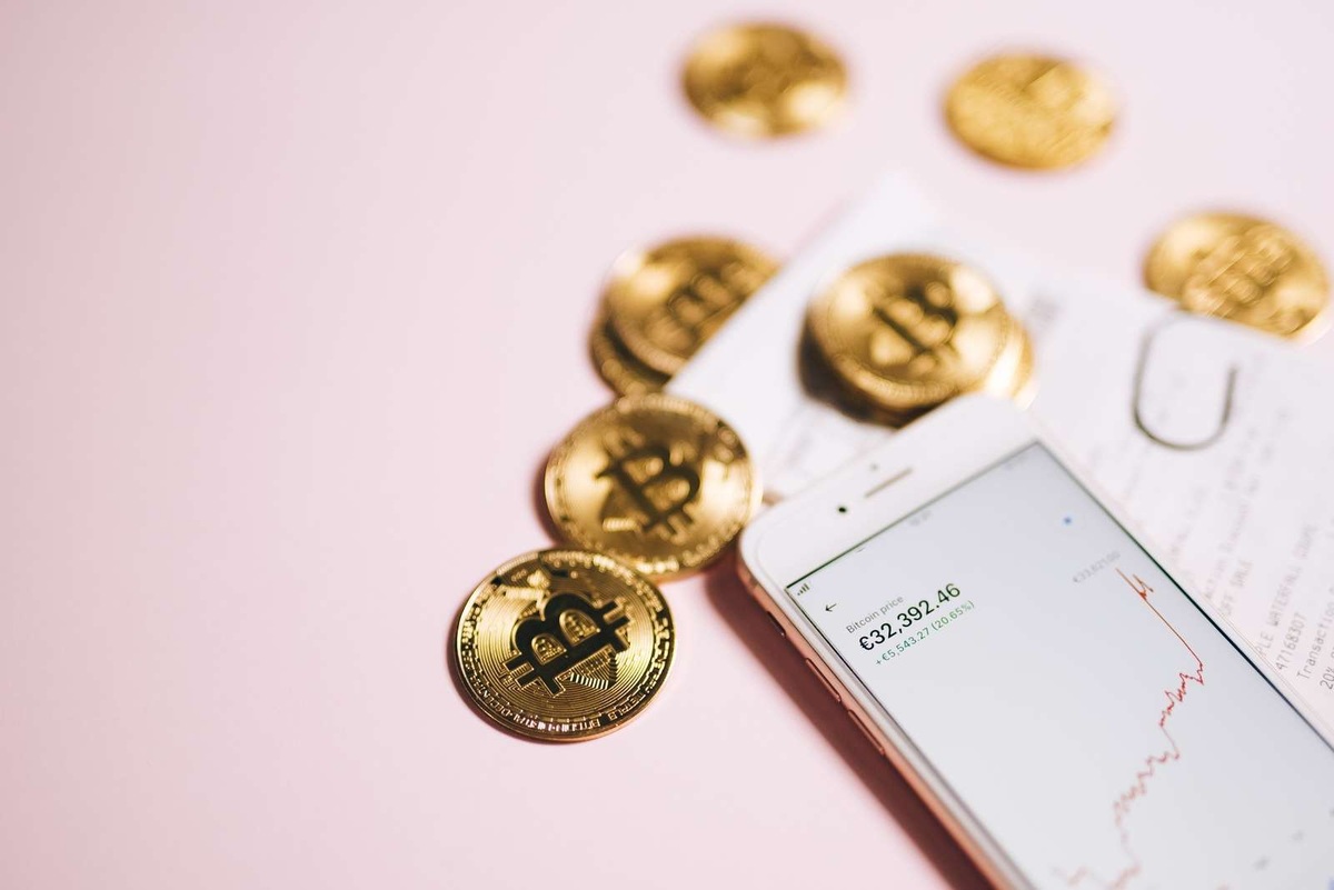 Digitálne tokeny pre transparentné obchodovanie s uhlíkom