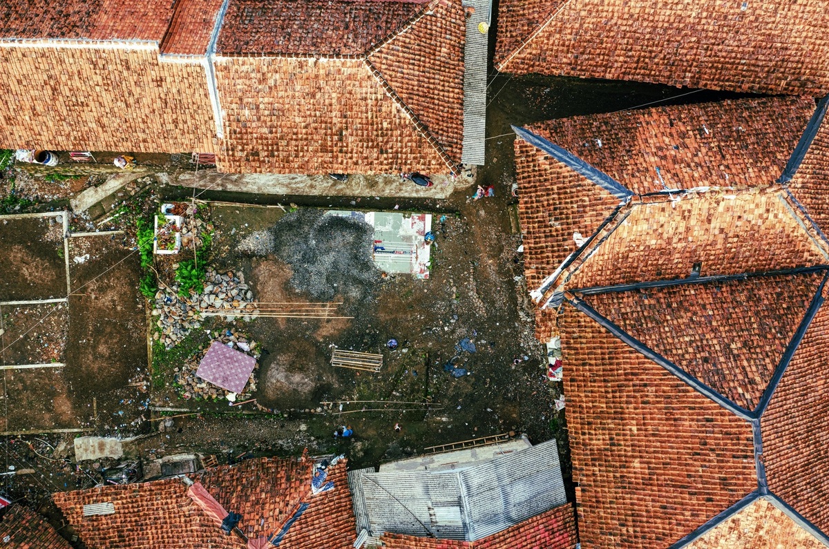 Globálne trendy vo vývoji finančných systémov: FinTech, regulácie a digitalizácia